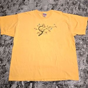 Birds in tree T shirt yellow XL
